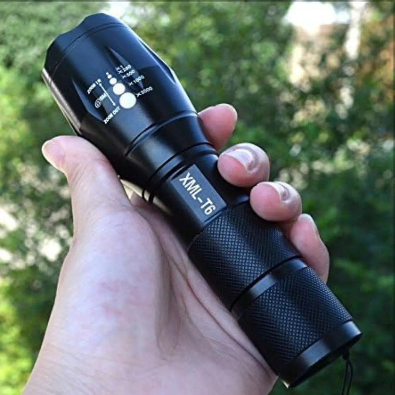 LED-Taschenlampe fürs Wandern | Berggrat