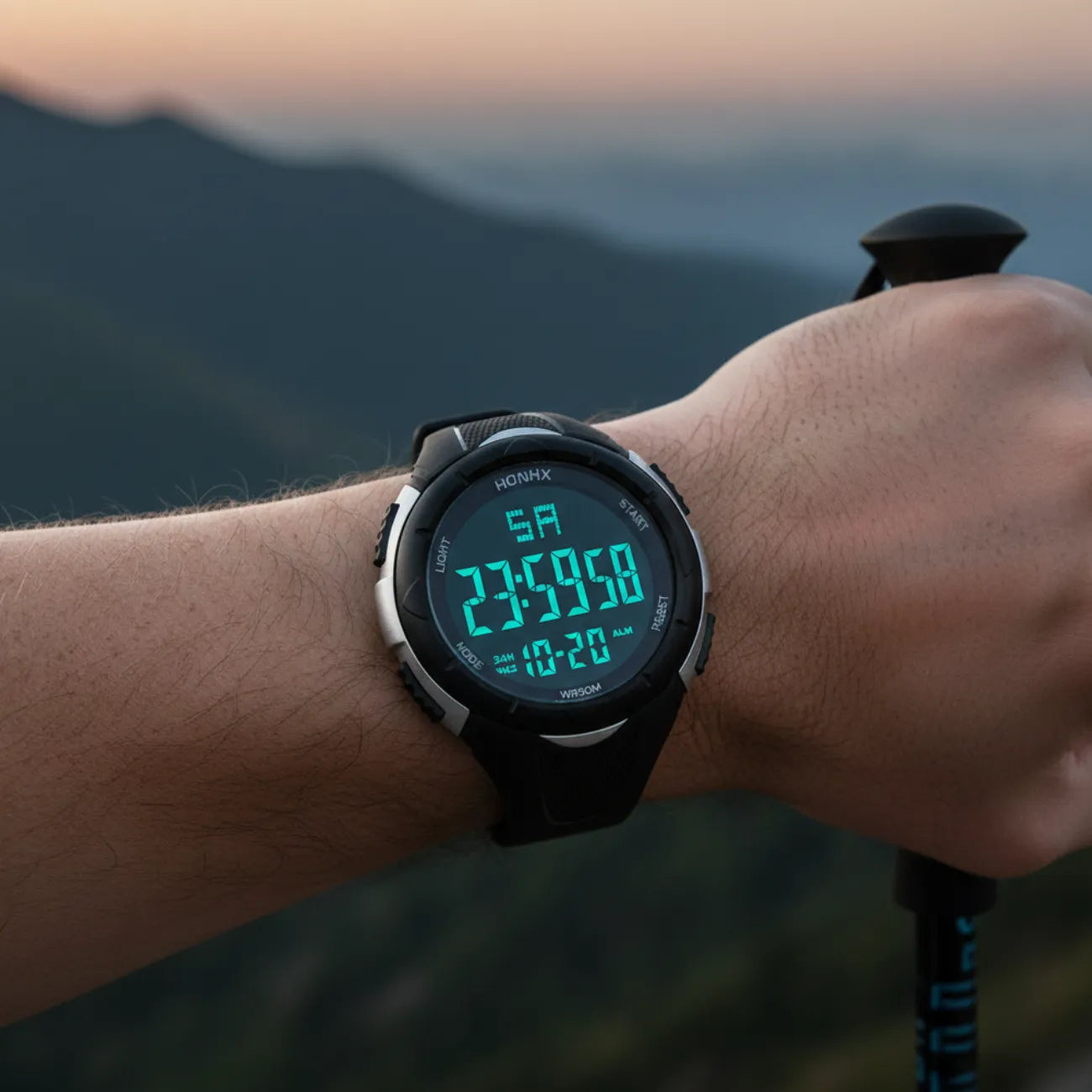 Digitale Trekkinguhr Bergsport | Berggrat