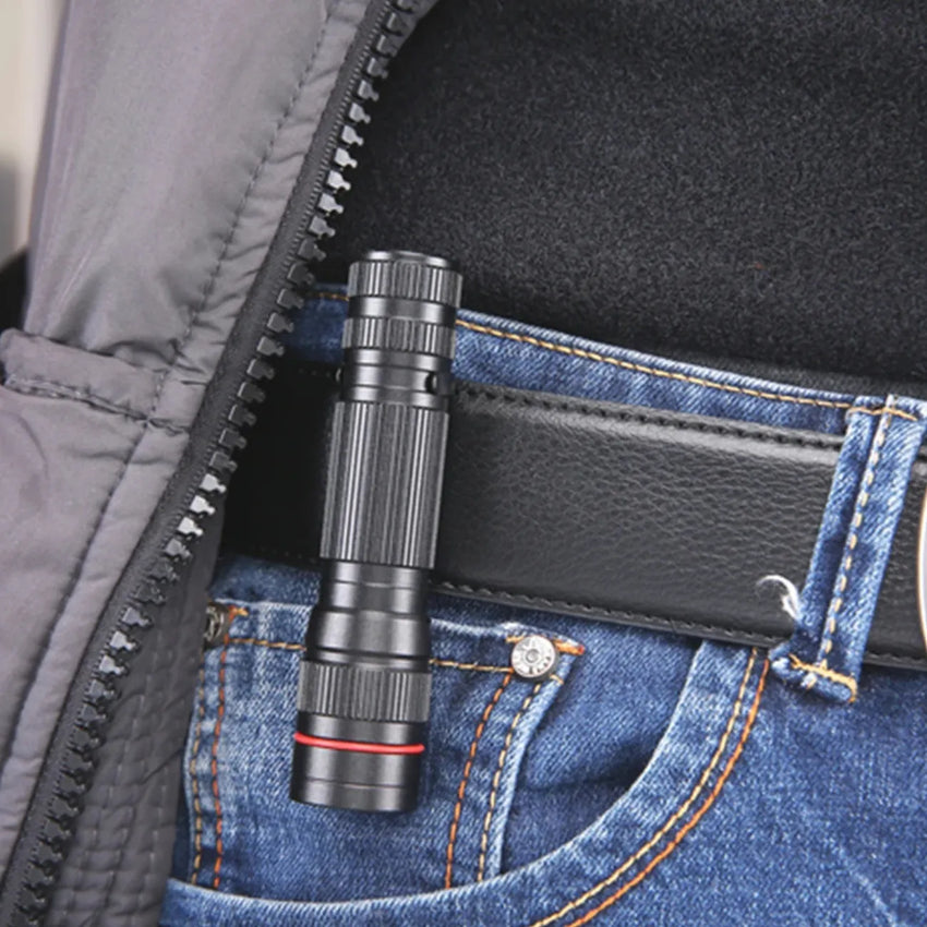 Aufladbare Taschenlampe mit Zoom | Berggrat